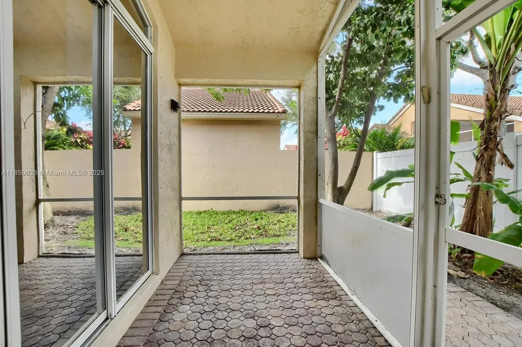 7017 Del Corso Lane Delray Beach FL 33446