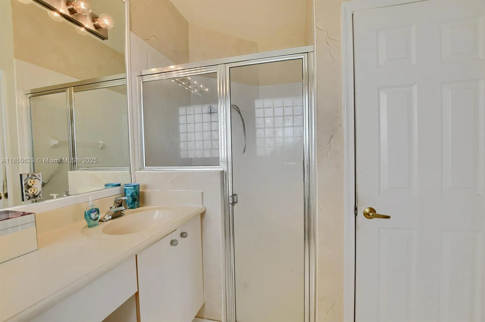 7017 Del Corso Lane Delray Beach FL 33446