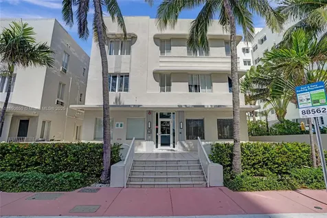 3710 Collins Avenue Miami Beach FL 33140