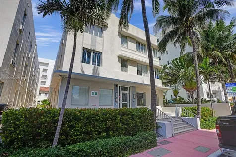 3710 Collins Avenue Miami Beach FL 33140