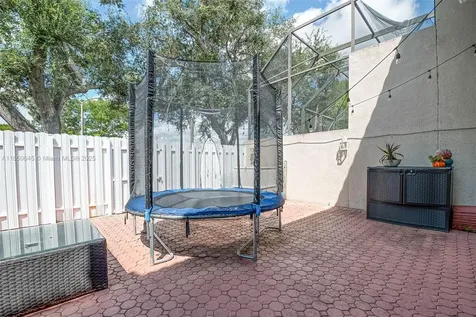 5224 NW 103rd Avenue Doral FL 33178