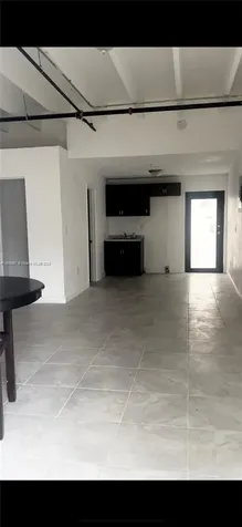 1427 NW 2nd Avenue Florida City FL 33034