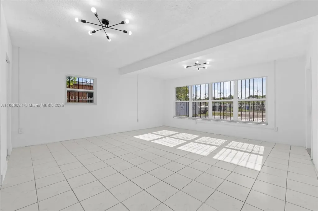 1237 NW 15th Avenue Fort Lauderdale FL 33311