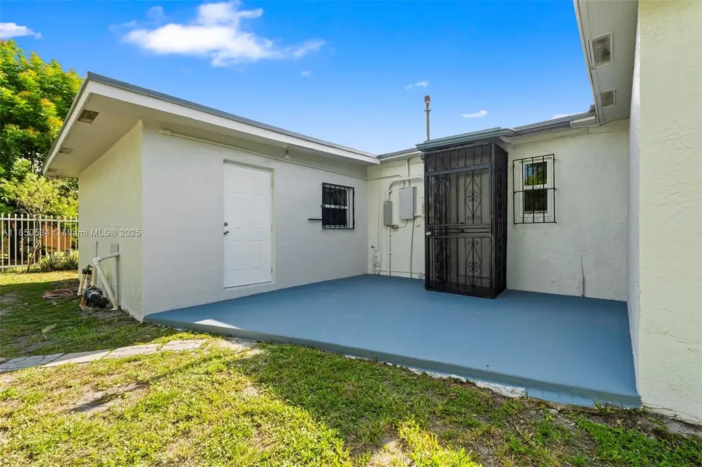 1237 NW 15th Avenue Fort Lauderdale FL 33311