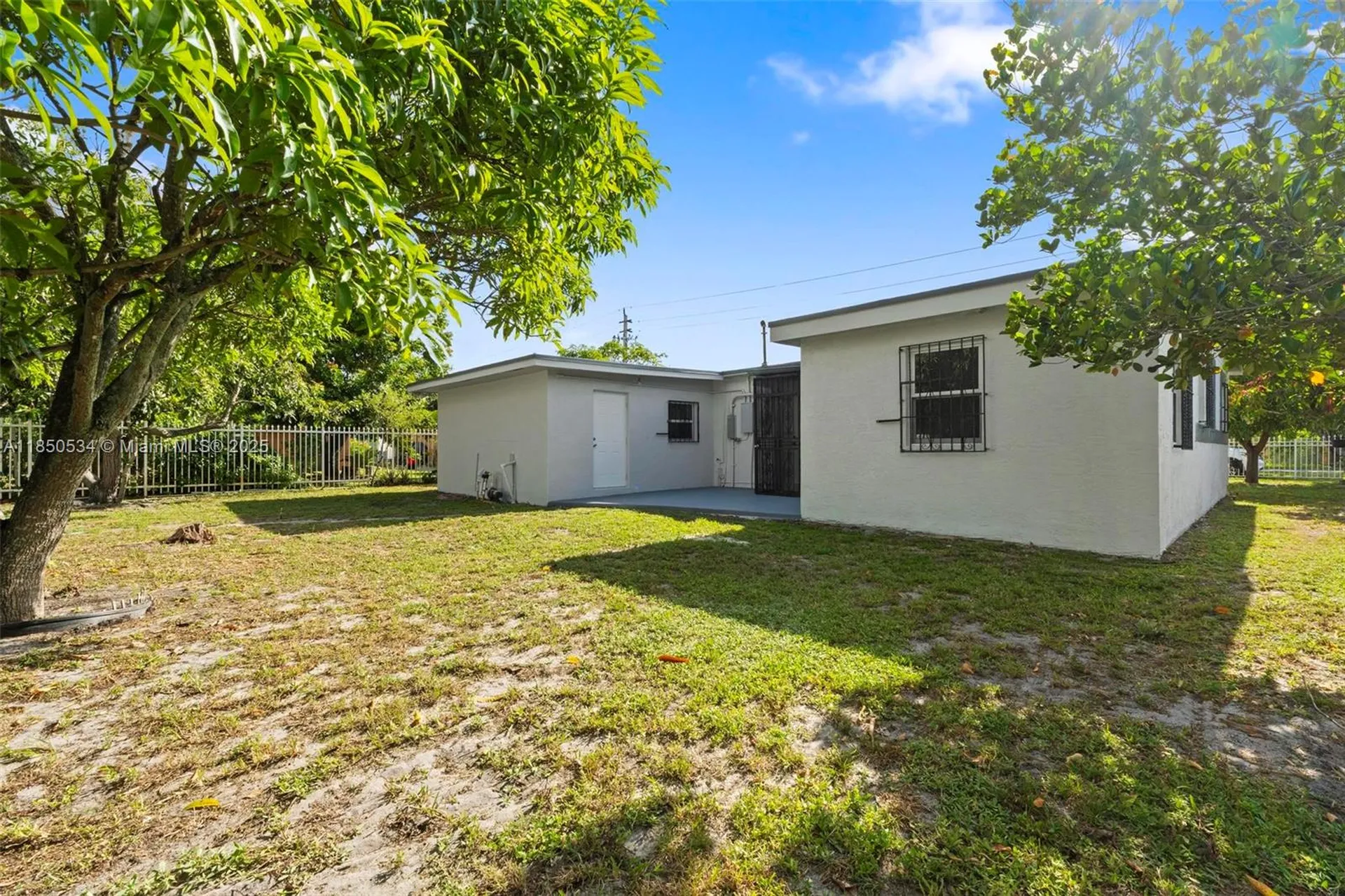 1237 NW 15th Avenue Fort Lauderdale FL 33311