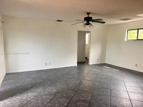17 Crossings Circle Boynton Beach FL 33435