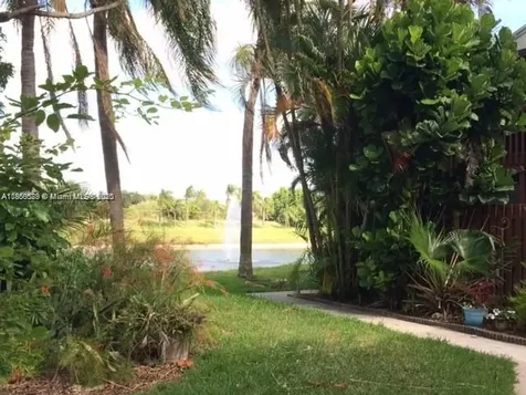 17 Crossings Circle Boynton Beach FL 33435