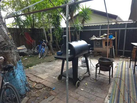163 NW 18th Court Miami FL 33125