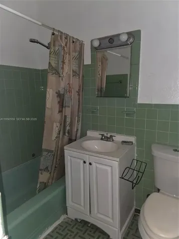 163 NW 18th Court Miami FL 33125