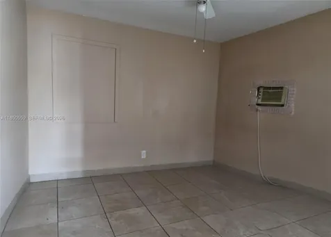 163 NW 18th Court Miami FL 33125
