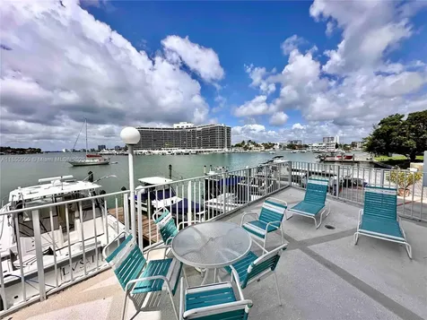 6830 Indian Creek Drive Miami Beach FL 33141