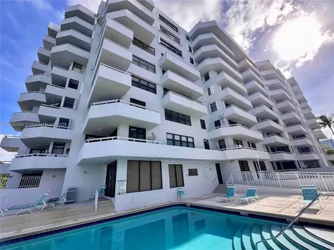 6830 Indian Creek Drive Miami Beach FL 33141