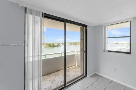 6830 Indian Creek Drive Miami Beach FL 33141