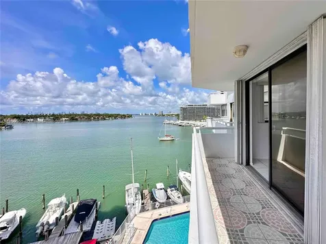 6830 Indian Creek Drive Miami Beach FL 33141