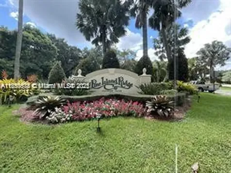 9431 Live Oak Place Davie FL 33324
