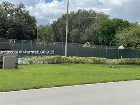 9431 Live Oak Place Davie FL 33324