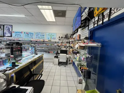 Smoke Shop For Sale Prime Doral Location Doral FL 33172