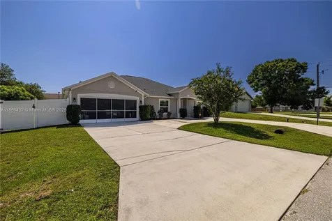 491 Alesio Avenue SE Palm Bay FL 32909