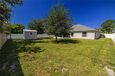 491 Alesio Avenue SE Palm Bay FL 32909