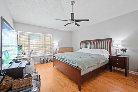 9842 N Grand Duke Circle Tamarac FL 33321