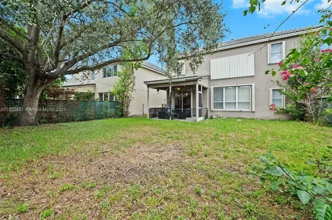 9842 N Grand Duke Circle Tamarac FL 33321