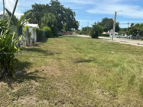 2503 NW 87th Street Miami FL 33147