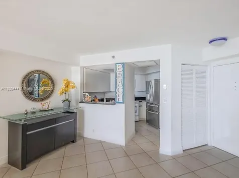6767 Collins Avenue Miami Beach FL 33141