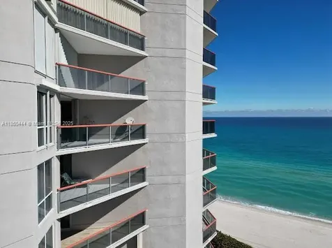 6767 Collins Avenue Miami Beach FL 33141