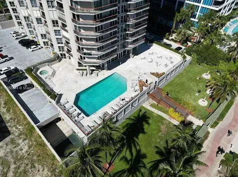 6767 Collins Avenue Miami Beach FL 33141