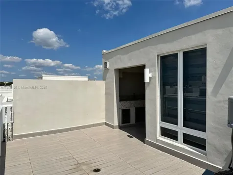 10362 NW 66th Street Doral FL 33178
