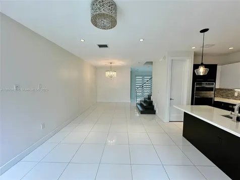 10362 NW 66th Street Doral FL 33178
