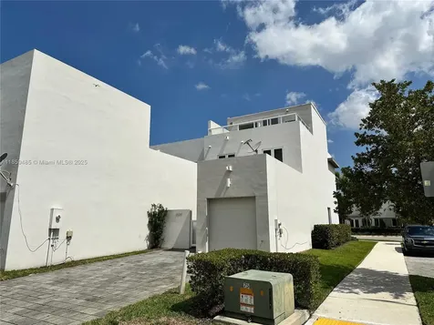 10362 NW 66th Street Doral FL 33178