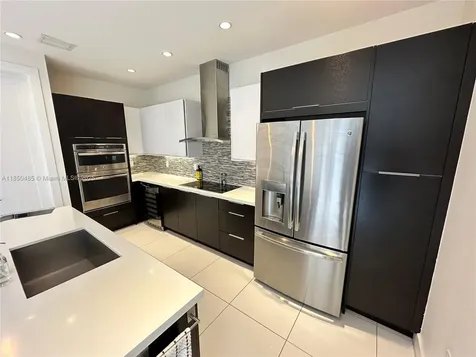 10362 NW 66th Street Doral FL 33178