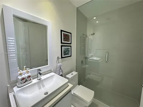 10362 NW 66th Street Doral FL 33178