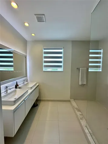 10362 NW 66th Street Doral FL 33178