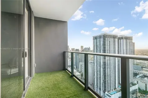 601 NE 1 Avenue Miami FL 33132