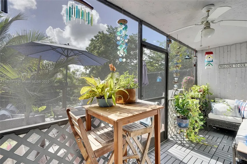 4271 Coral Springs Drive Coral Springs FL 33065