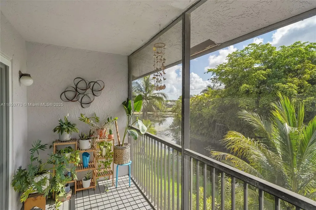 4271 Coral Springs Drive Coral Springs FL 33065