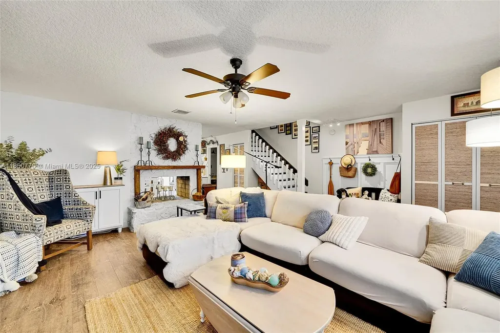 4271 Coral Springs Drive Coral Springs FL 33065