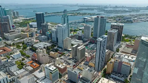 151 SE 1st Street Miami FL 33131