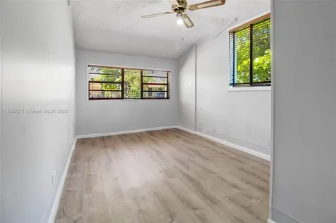 5921 SW 13th Terrace West Miami FL 33144
