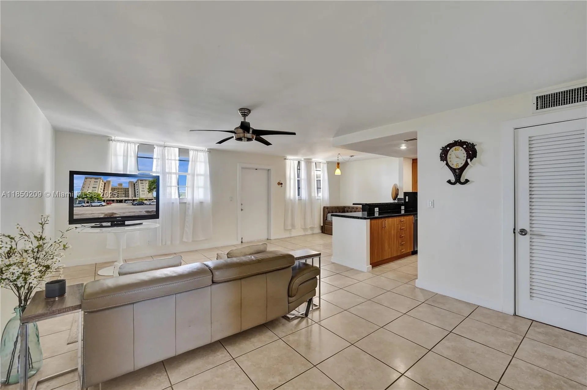 1811 Jefferson Street Hollywood FL 33020