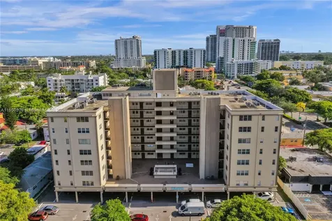 1811 Jefferson Street Hollywood FL 33020
