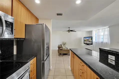 1811 Jefferson Street Hollywood FL 33020