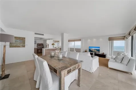 199 Ocean Lane Drive Key Biscayne FL 33149