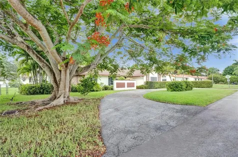 9461 SW 134th Street Miami FL 33176