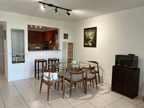 9682 Fontainebleau Boulevard Miami FL 33172