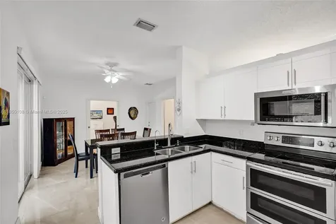 470 NW 102nd Terrace Pembroke Pines FL 33026