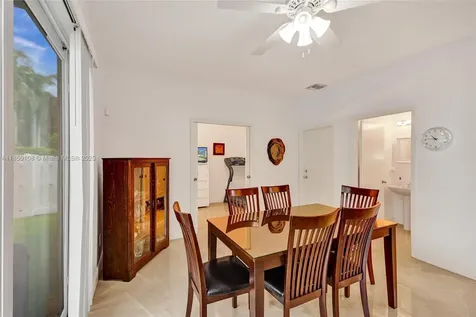 470 NW 102nd Terrace Pembroke Pines FL 33026