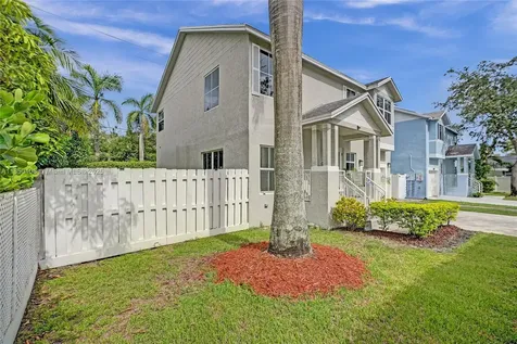 470 NW 102nd Terrace Pembroke Pines FL 33026